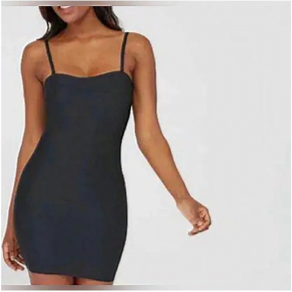 SPANX Assets by Sara Blakely Women's‎ Convertible Slip Dress Black Size M 10094R - Picture 1 of 10